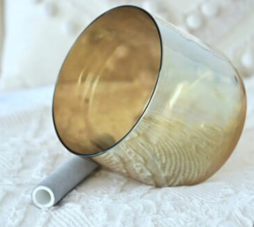 CL66 - 6 Inch Champagne Alchemy Chakra Clear Crystal Singing Bowl