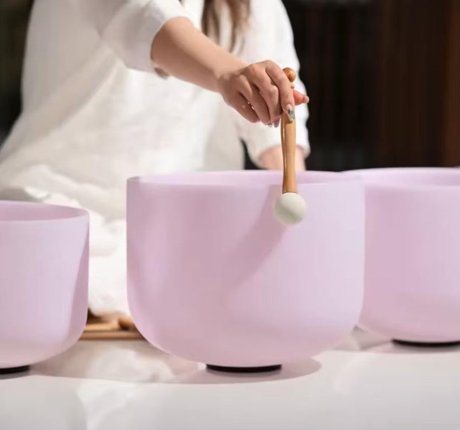 CL36 - Rainbow Crystal Singing Bowl Set: 7 Chakra Quartz, 432H with Mallets and carrying bag.
