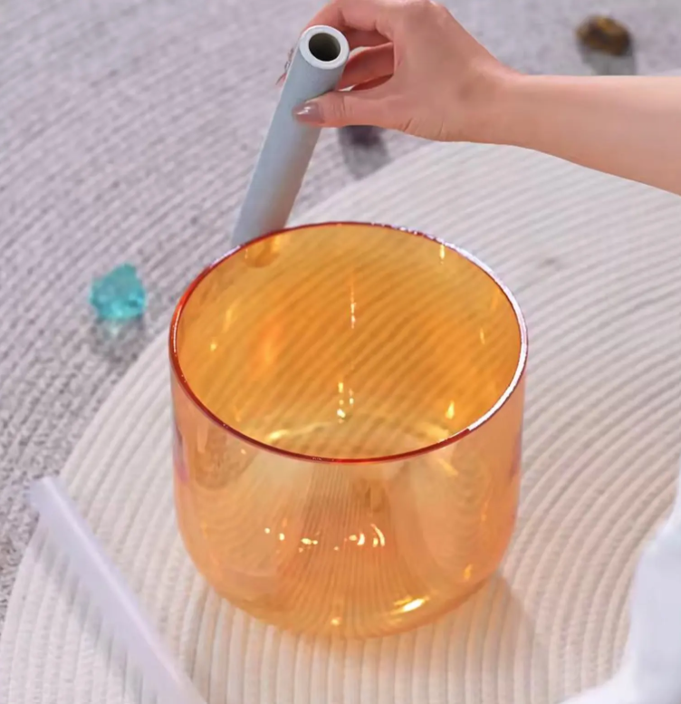 CL116 - 432 Hz 6-8″ Crystal Singing Bowl with Mallets and carrying bag