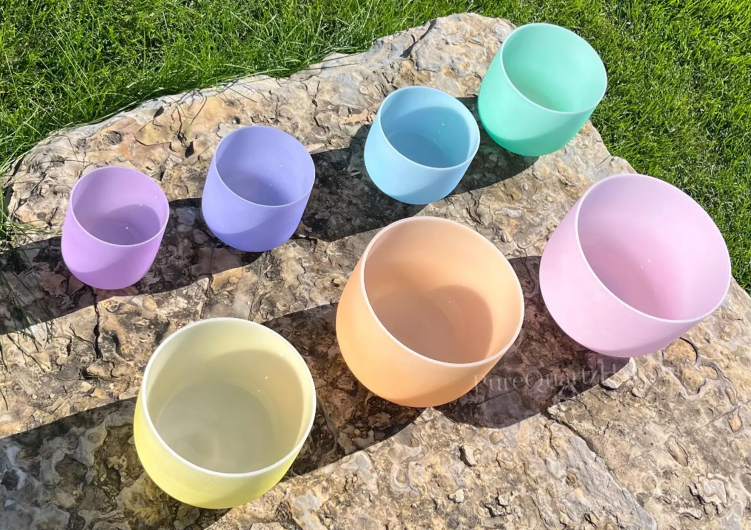 CL125 - 7-Piece Frosted Quartz Crystal Singing Bowl Set: 432Hz, Pastel Colors, Carry Cases, Mallets