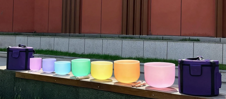 CL125 - 7-Piece Frosted Quartz Crystal Singing Bowl Set: 432Hz, Pastel Colors, Carry Cases, Mallets