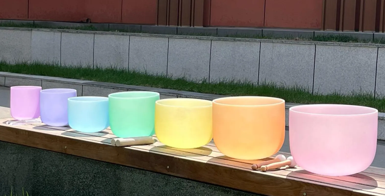 CL125 - 7-Piece Frosted Quartz Crystal Singing Bowl Set: 432Hz, Pastel Colors, Carry Cases, Mallets